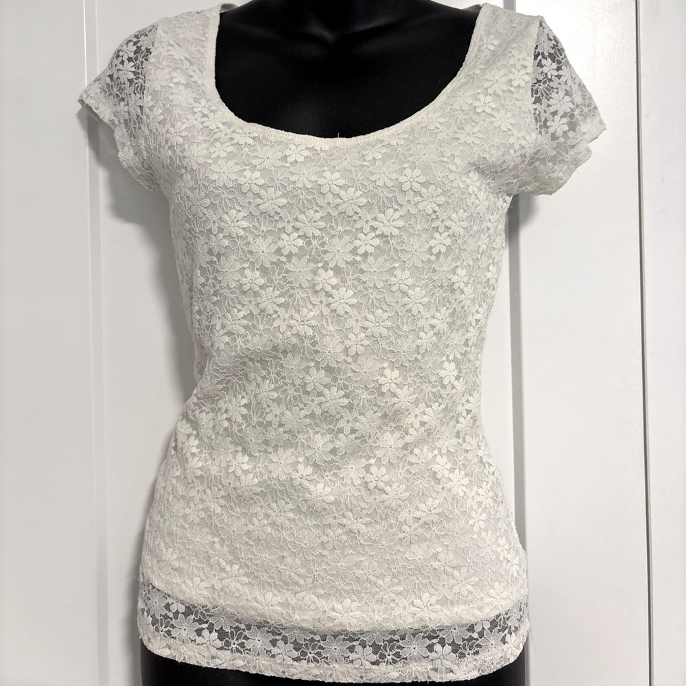 Garage White Lace Short Sleeve Floral Shirt Top‎ Size Small